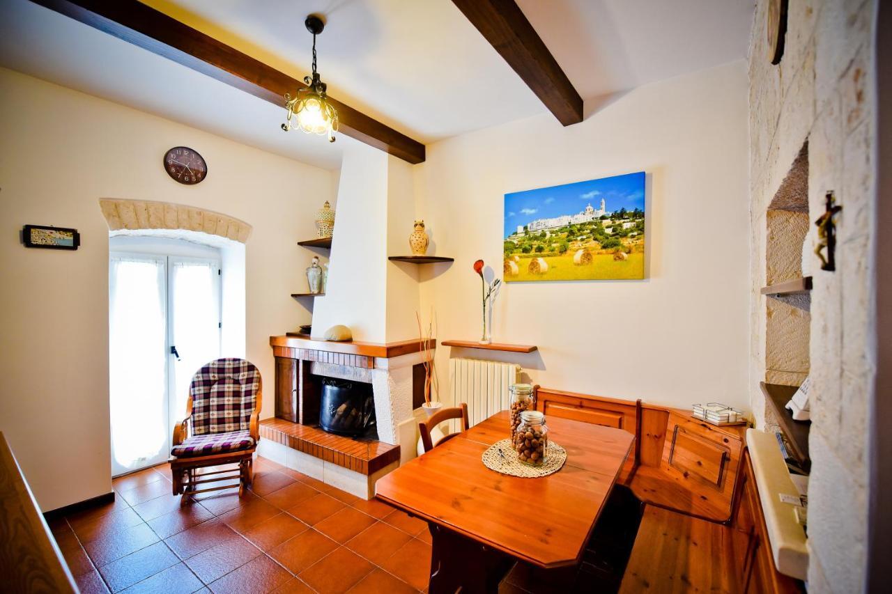 Le Tre Chiese Villa โลโกโรตอนโด ภายนอก รูปภาพ